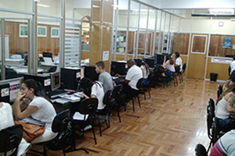 Biblioteca campus I: a Unoeste possui a maior Rede de Bibliotecas do oeste paulista, com 3 unidades somente em Presidente Prudente. Ao todo, são mais de 256 mil exemplares. Tem ainda o acervo on-line, com milhares de títulos para todas as áreas do conhecimento.