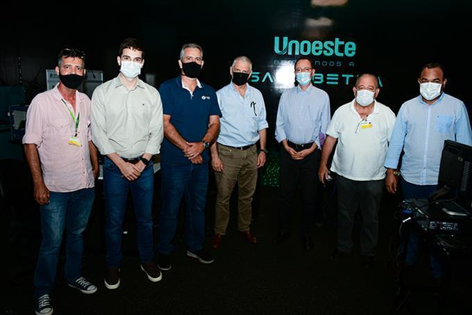 Unoeste recebe visita de representantes do Oeste Saúde