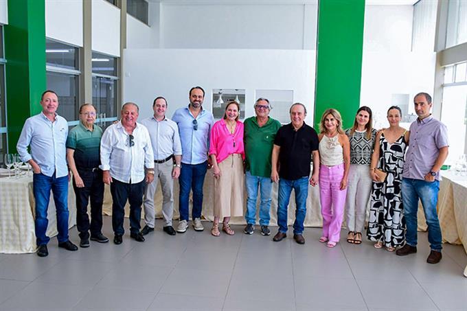 Unoeste recebe visita do prefeito de Andradina