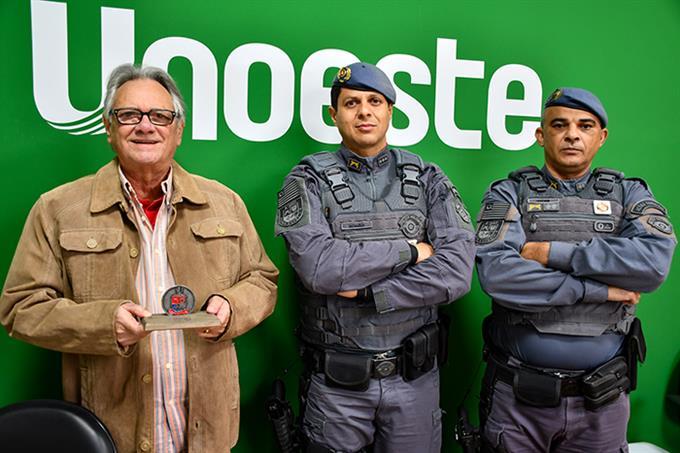 8º Baep homenageia diretor-presidente da Unoeste