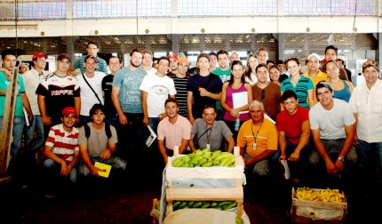 Visita técnica a Unitom (Cereja) - DES AGRO