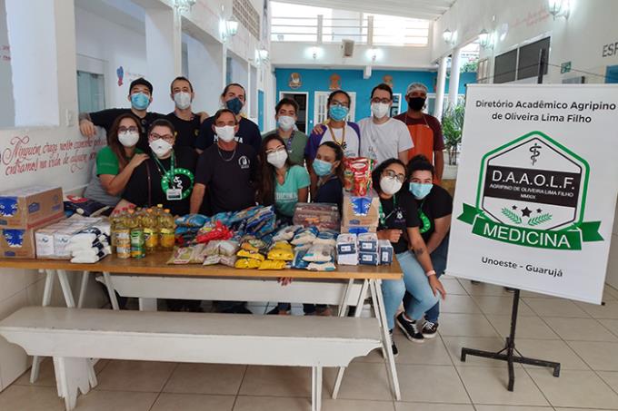 Entrega dos alimentos ocorreu nessa quinta-feira (3)