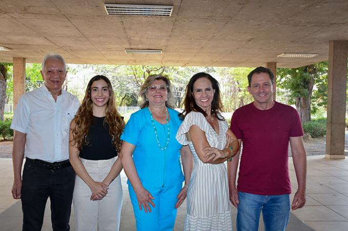 Dr. Luiz Euribel, Luiza Pinheiro, Dra. Lourdes D´Andrea, Elaine Bertacco e Dr. Edilson Flores 