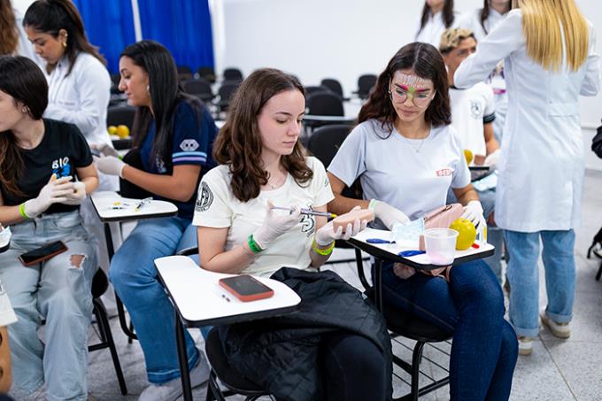 Participantes manifestam encanto com a Feira de Profissões