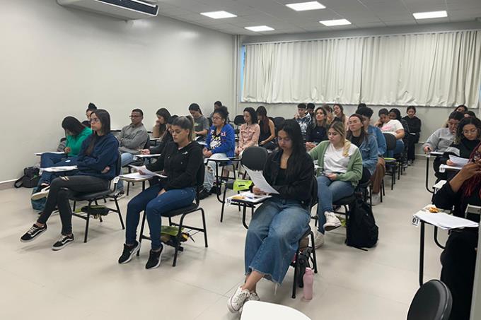 Concurso de Bolsas atrai estudantes da Baixada Santista