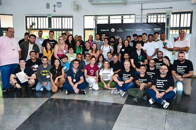 Hackathon 2024 oferta solução para elevar a adesão vacinal