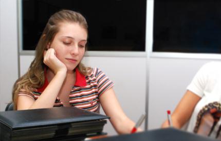 Filosofia desafia a questionar, refletir e ser mais crítico
